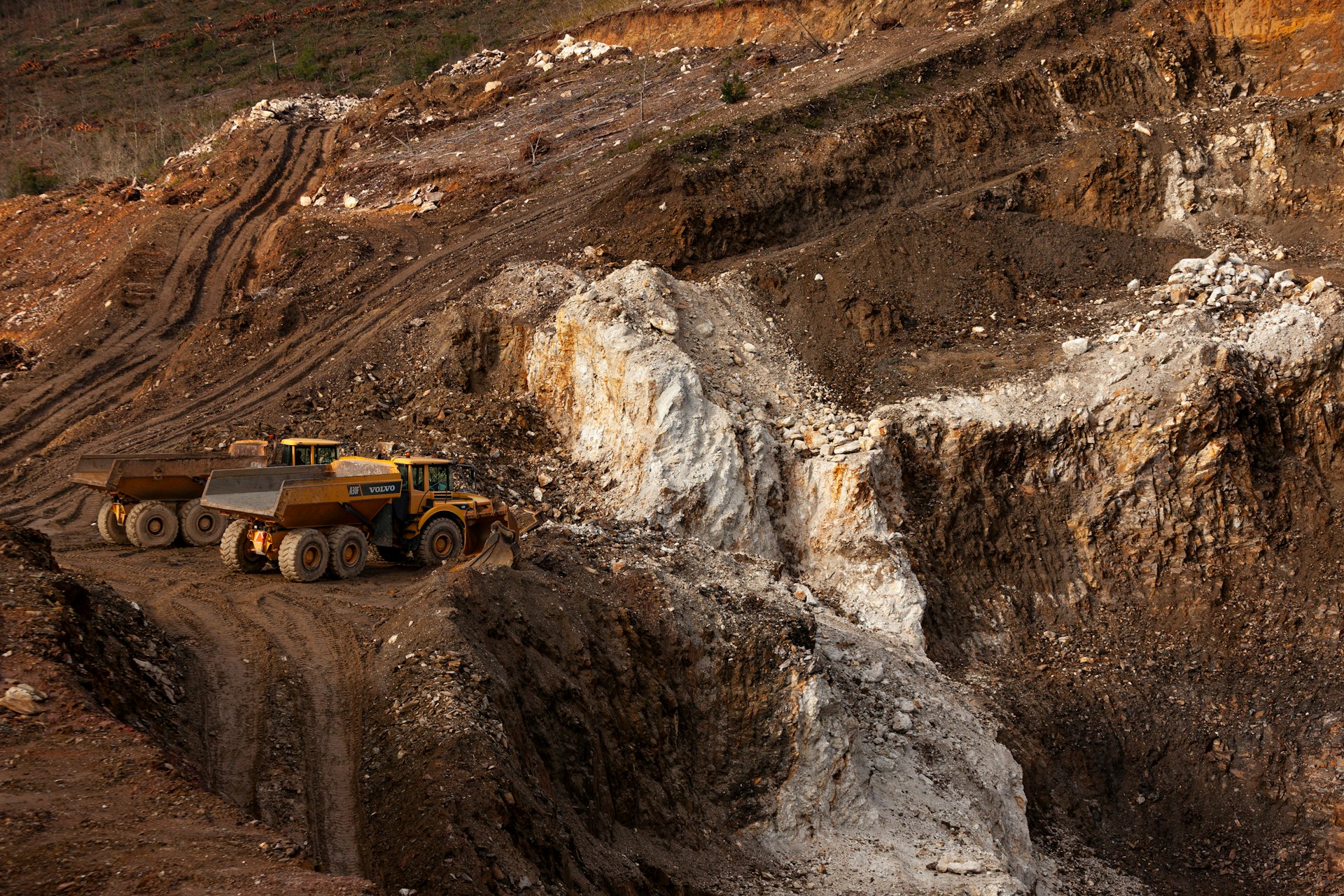 Open Pit Mine Haul Trucks — Mining Truck Parts Catalogue